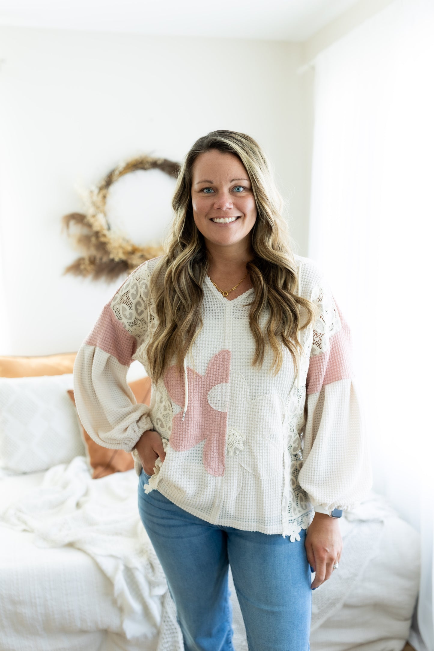 Floral Lace Patch Hoodie for Women, Relaxed Balloon Sleeve Drawstring Hood Sweatshirt