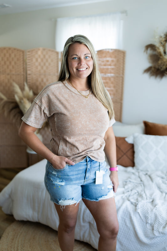 Judy Blue High Rise Paint Splatter Denim Shorts – Light Wash Stretch Summer Shorts