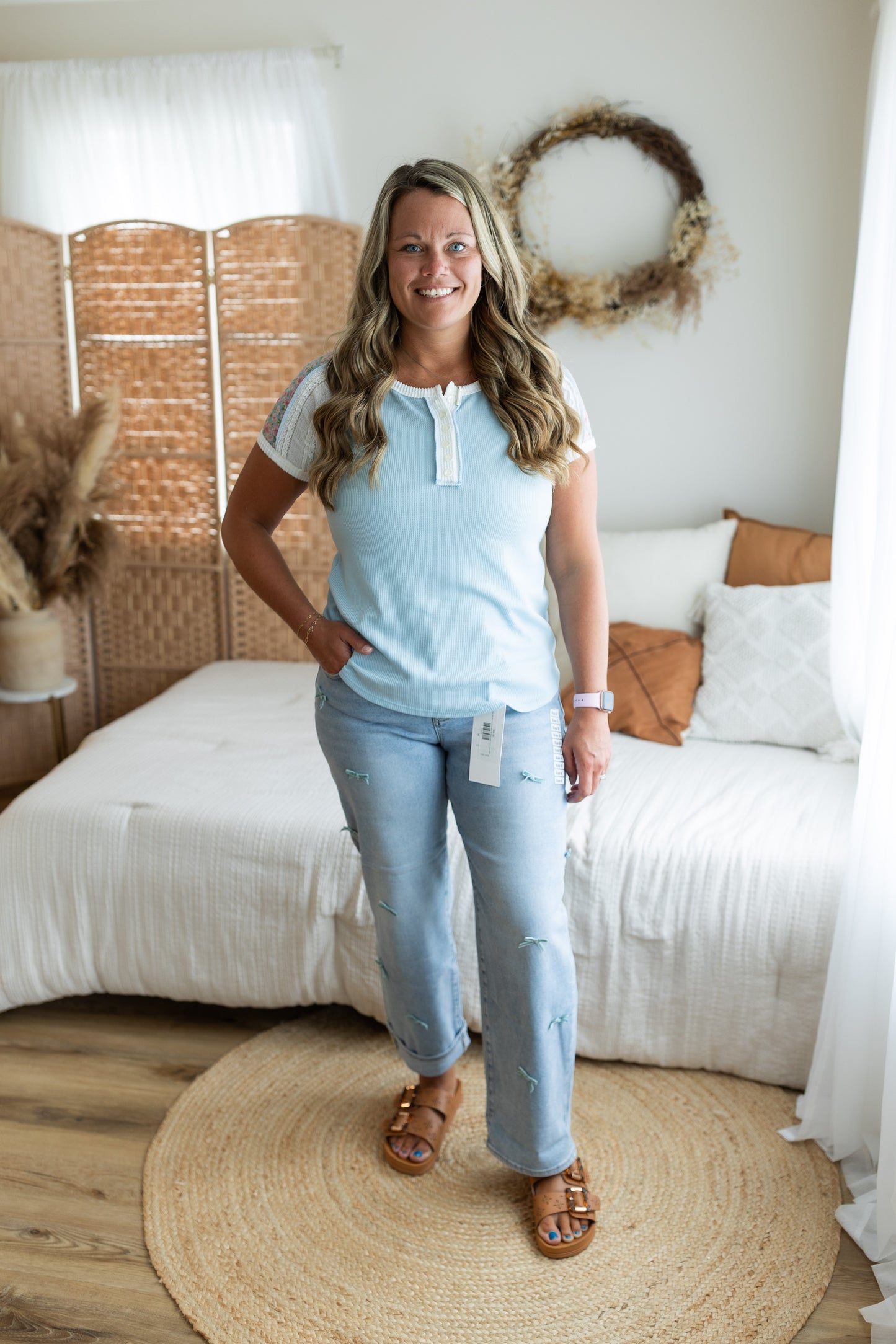 Risen High Rise Crop Barrel Jeans with Ribbon Detail | Stretch Denim Jeans