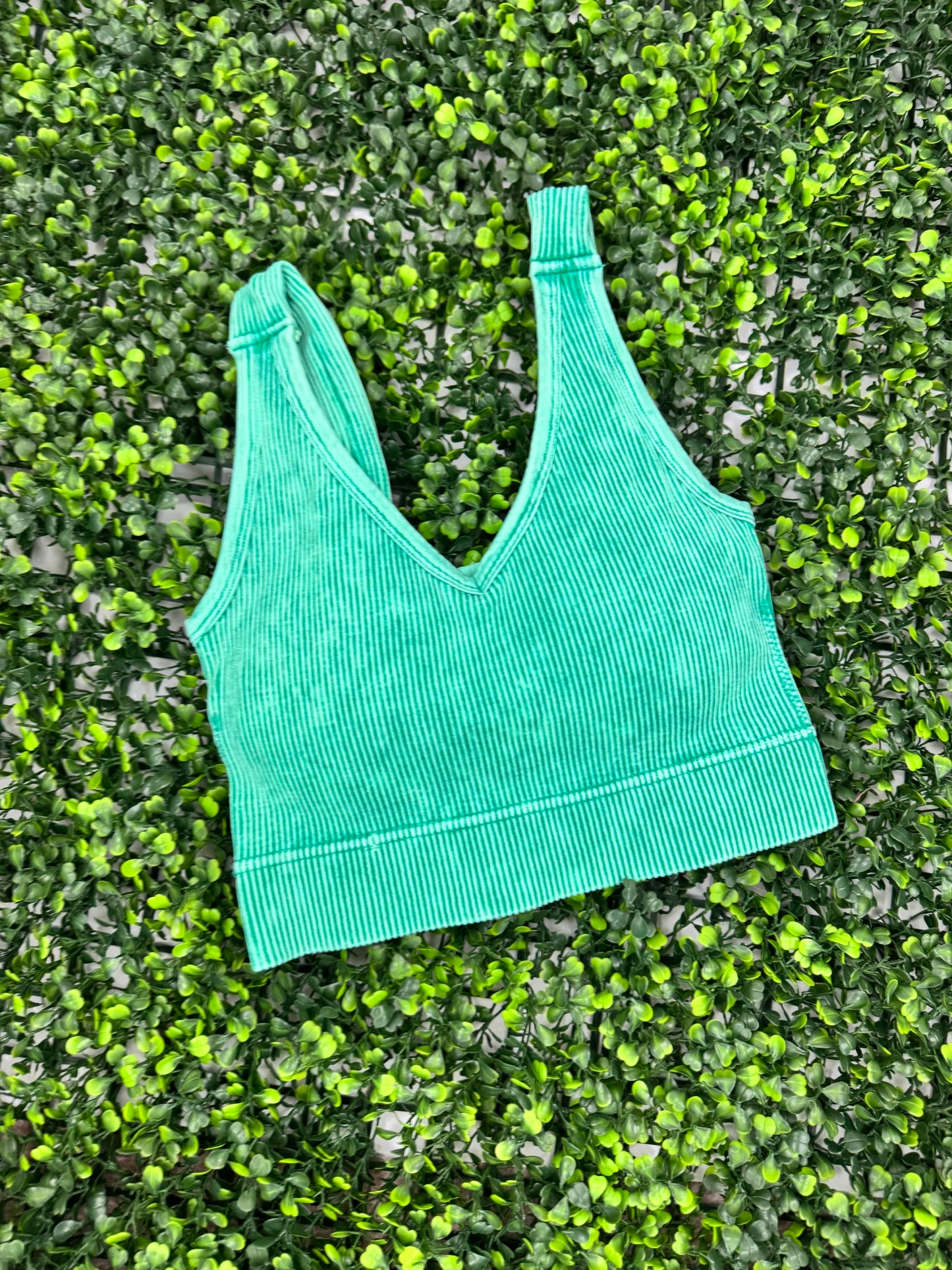 Washed Intentions Brami – Seamless Acid Wash Crop Top