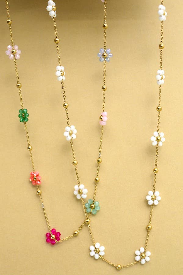 MULTI BEADED FLOWER CHARM NECKLACE |