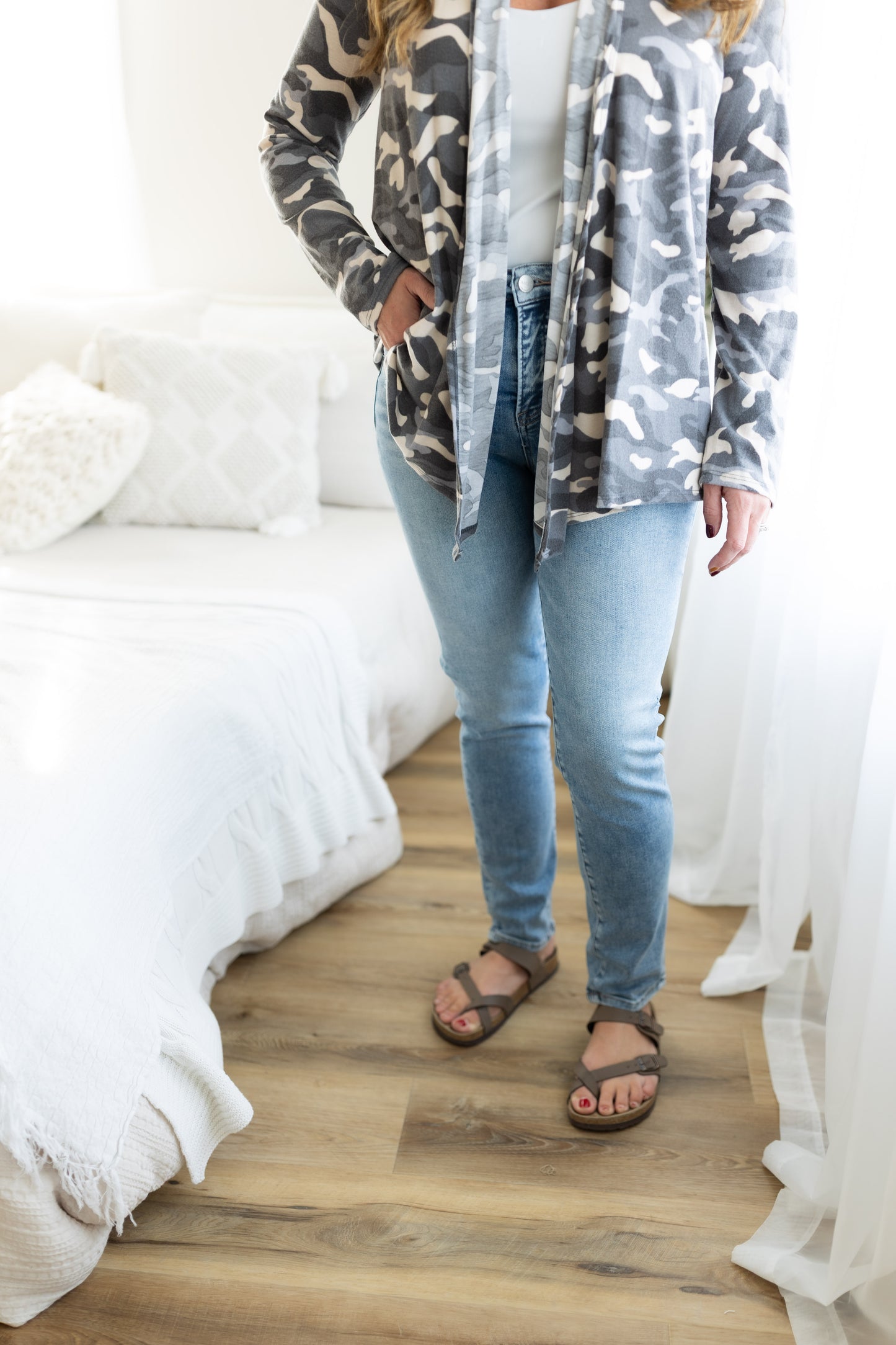 Risen High Rise Tummy Control Ankle Slim Jeans – Flattering Fit & Sculpting Comfort