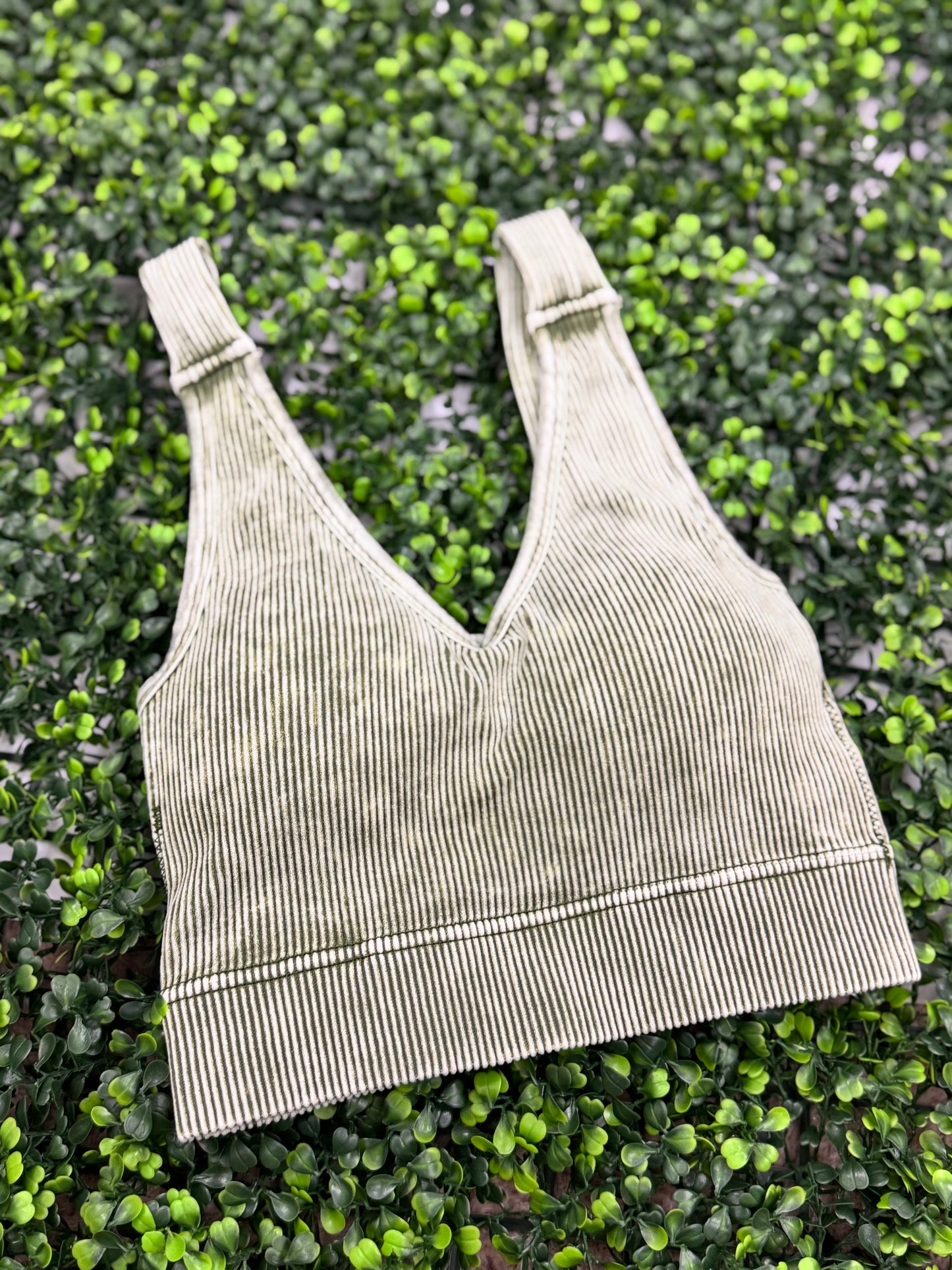 Washed Intentions Brami – Seamless Acid Wash Crop Top