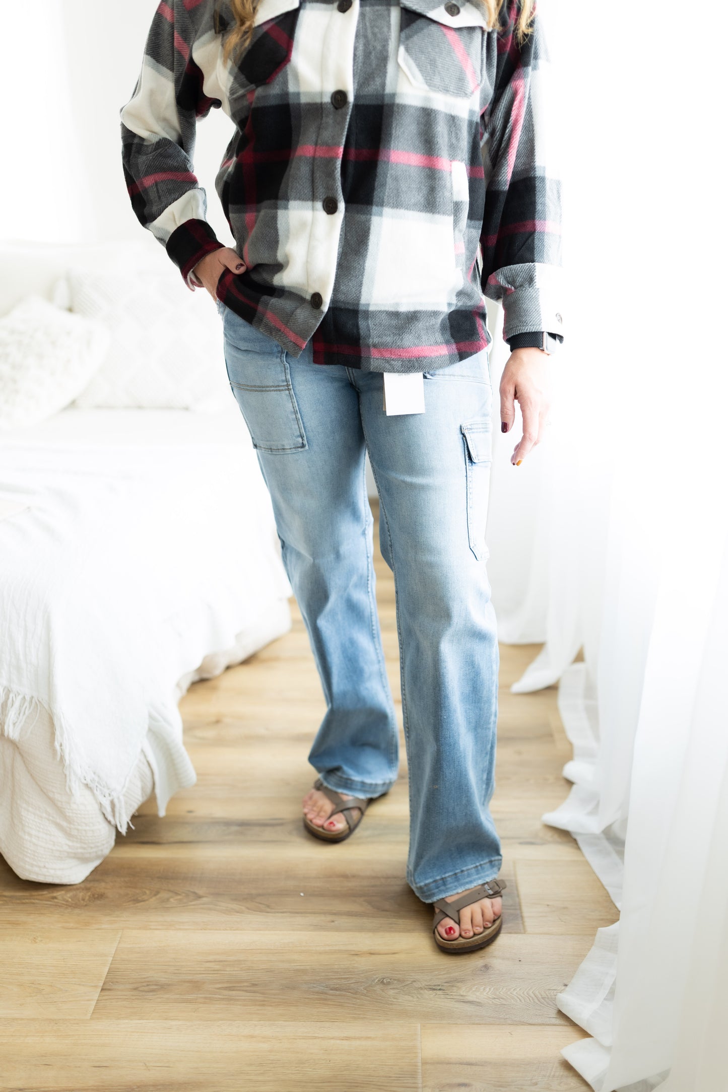 Risen High Rise Cargo Pocket Wide Leg Jeans – Trendy Utility Denim