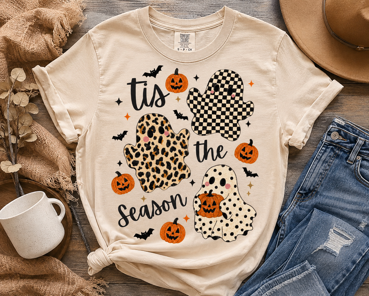 Tis the Season Patterned Ghosts Graphic