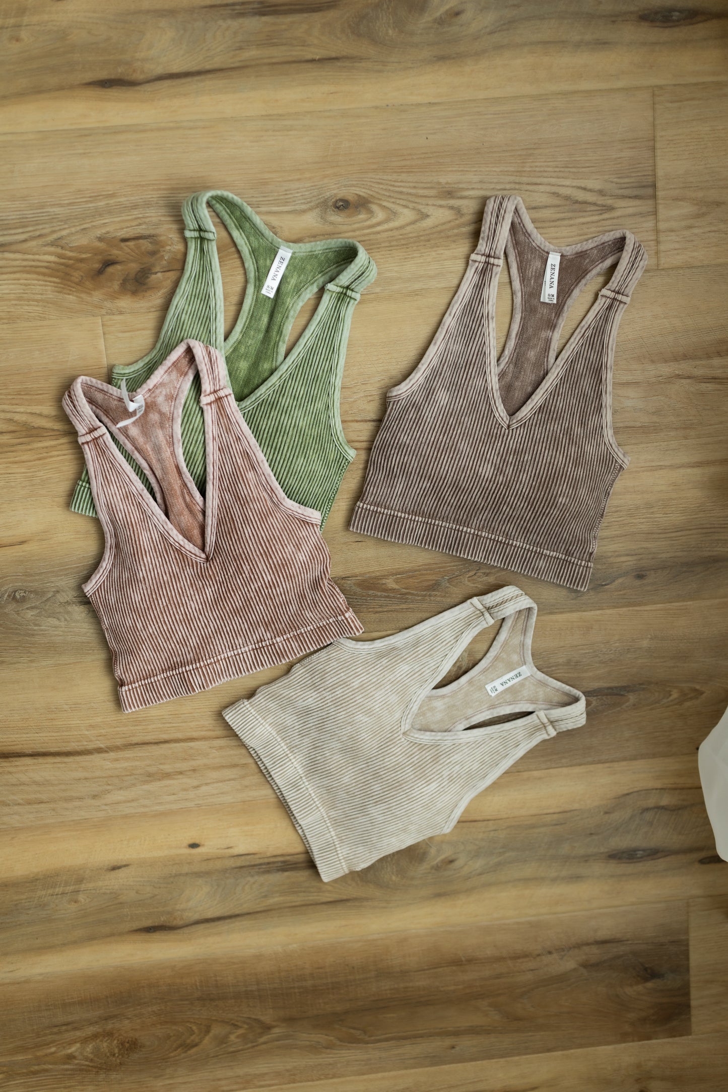 Washed Intentions Brami – Seamless Acid Wash Crop Top