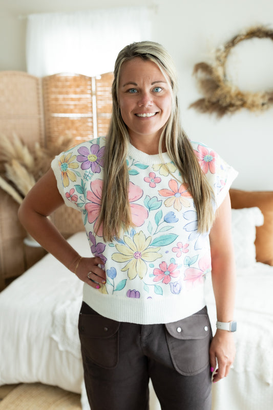 Flower Artwork Printed Knit Top | Floral Short Sleeve Boutique Shirt