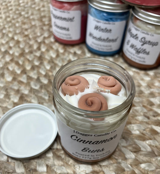 Mini Cinnamon Buns Dessert Soy Candle, 8oz.