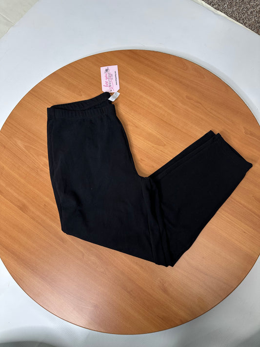 1X Black Capri Length Leggings