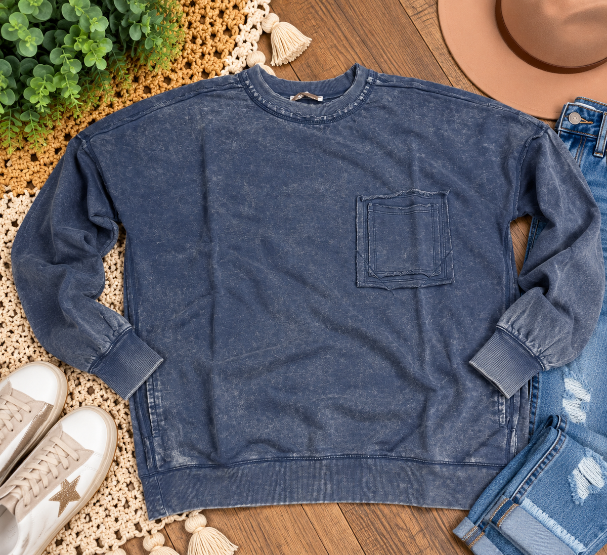 Women's acid wash pullover for fall
