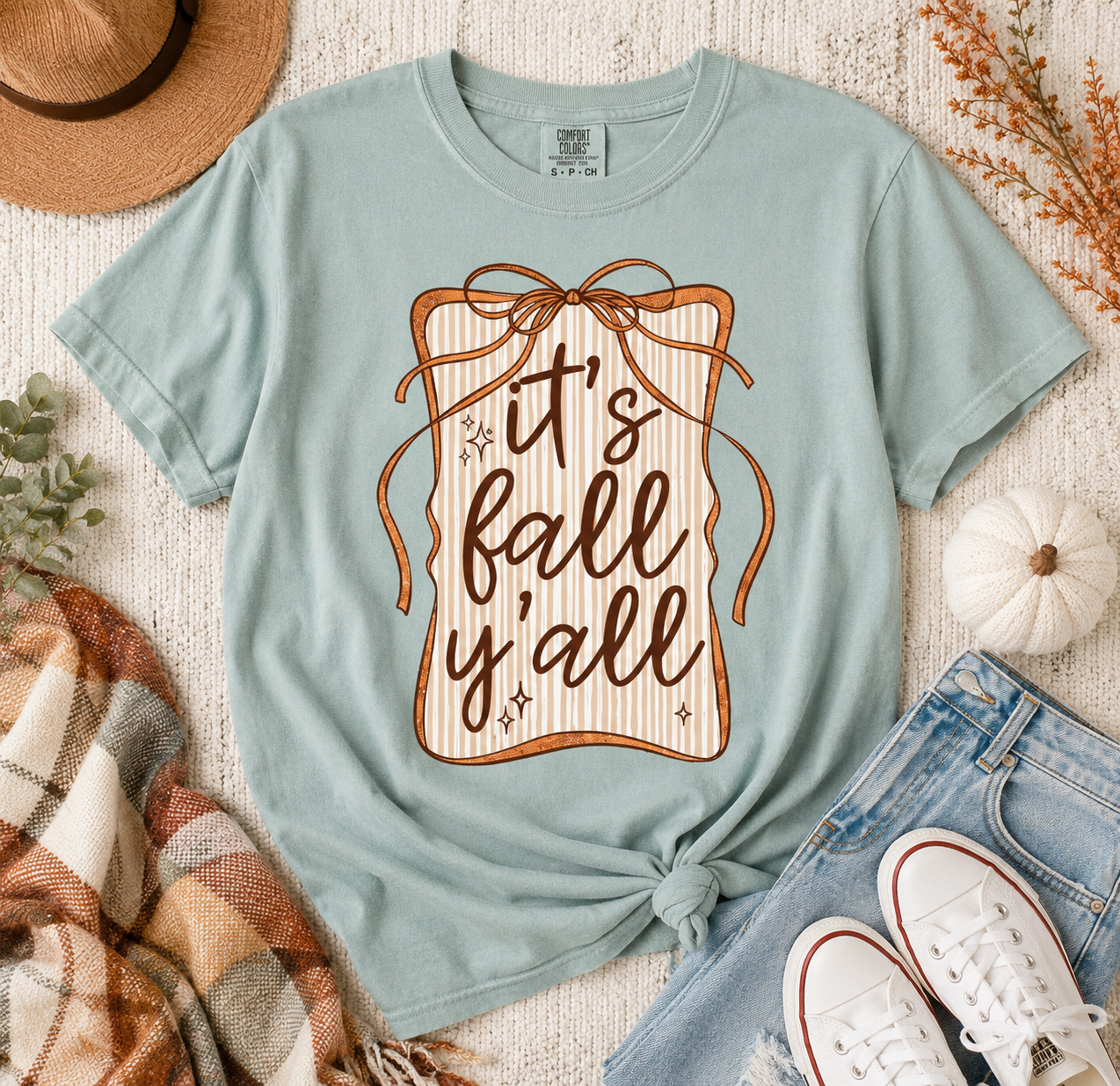 It's Fall Y'all Graphic mockup