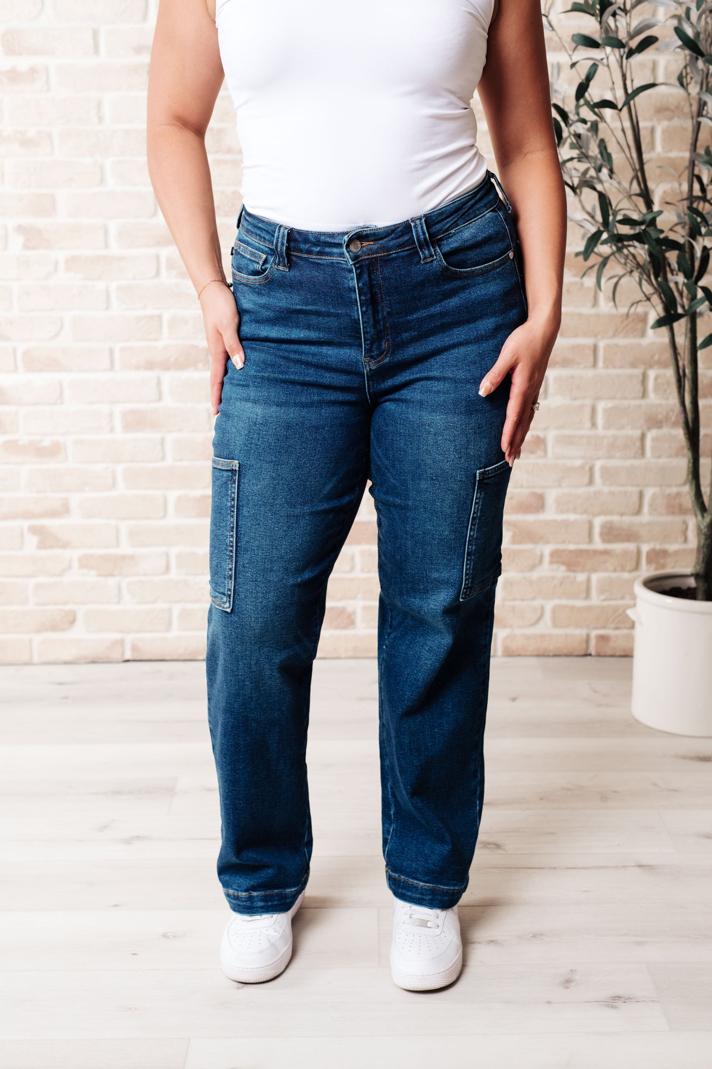 Judy Blue High Rise Cargo Straight Jeans