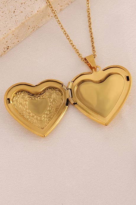 18K Stainless Steel Tarnish Free Heart Locket Necklace | Waterproof Silver Jewelry